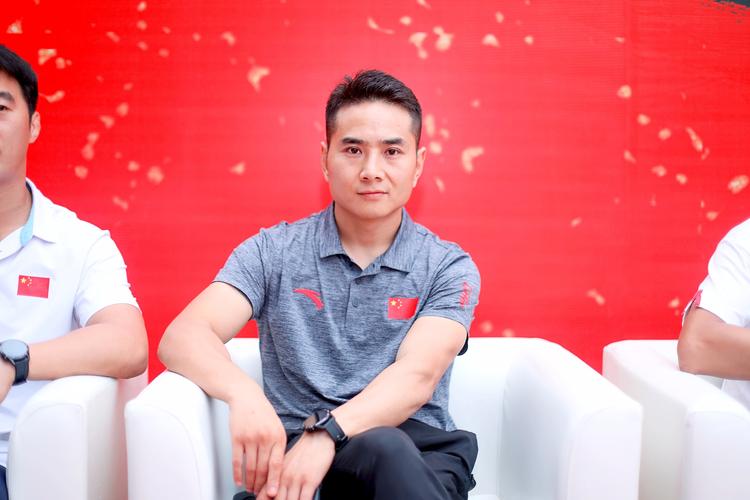 世界散打冠军,成都体育学院散打队主教练—吴强