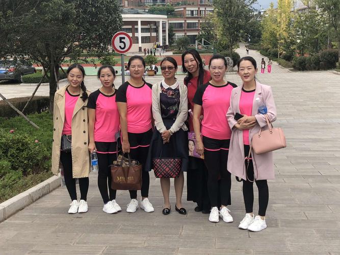 舞动青春激情,展现青春风采——玉溪五中参加2018年玉溪市红塔区教育