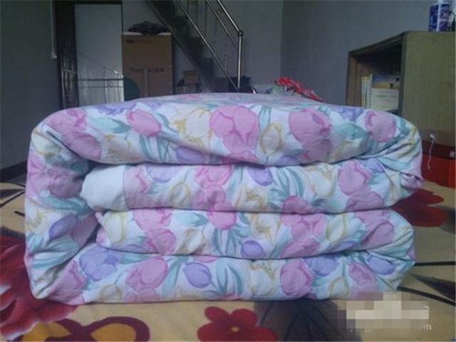 生活小常识:怎么叠豆腐块被子 只需这么几个简单步骤