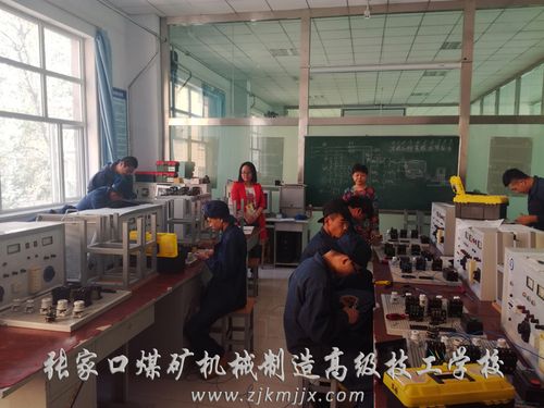 学校技能鉴定考试圆满结束 - 张家口煤机技校官方网站欢迎您