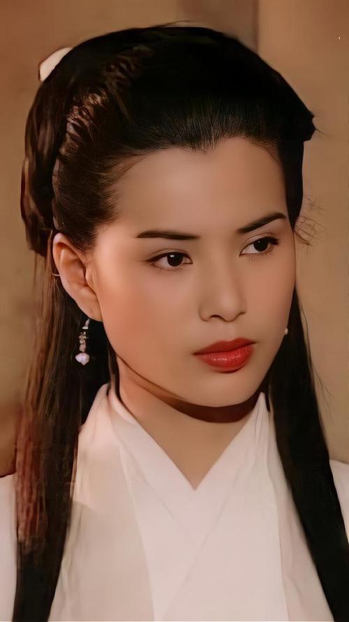 李若彤的小龙女让我生出一种感觉后来知道那种感觉叫惊艳