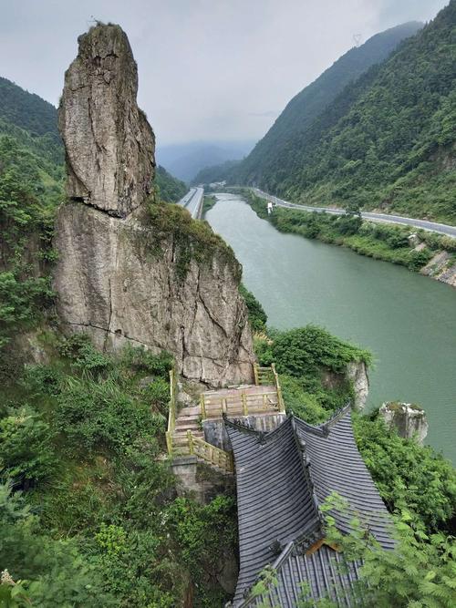 戊戌年洞口县游记 写美篇洞口塘风景区是典型的峡山峡水风光.
