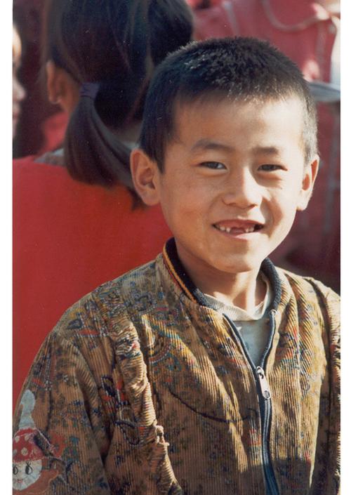 一组农村的孩子