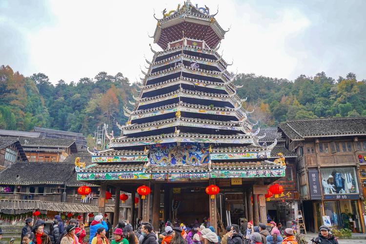 原创肇兴侗寨鼓楼群最为著名在全国侗寨中绝无仅有被载入吉尼斯世界