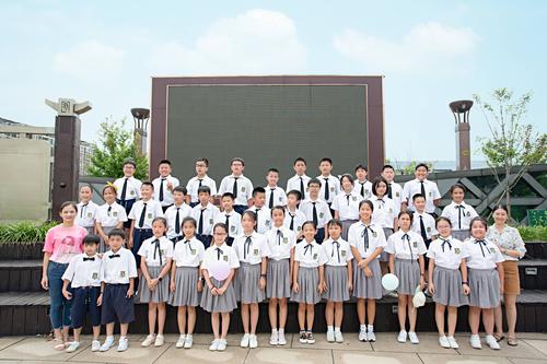 {株洲毕业照创作中心}*北京师范大学株洲附属学校x1503班最美纪念照