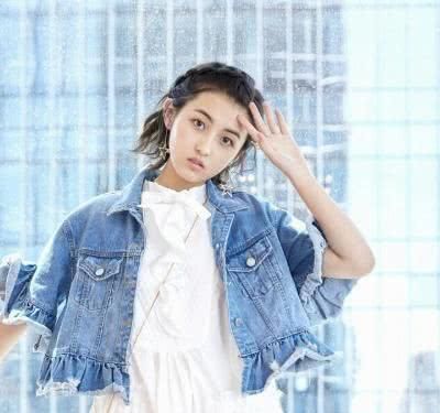 最喜欢的男神之一,那么你们能想象得到蔡徐坤和张子枫其实是认识的吗?