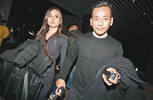 动态   腾讯娱乐讯 据台湾中时电子报4月25日报道 澳门娱乐大亨周焯华