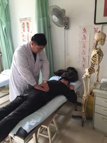 腰椎间盘突出治疗中