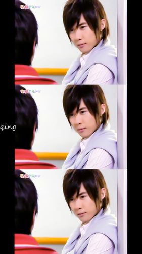 入行后唐禹哲拍了不少戏, 大家比较熟悉的应该有《花样少年少女》里的