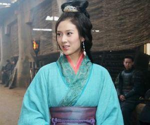 编"的确 高希希眼里的这个 赵柯是很清纯脱俗,可是我们的 小乔形象不