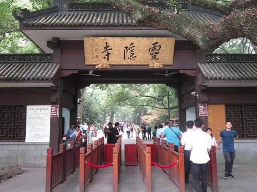 济公在哪个寺庙拍的(曝光济公寺庙拍摄地)