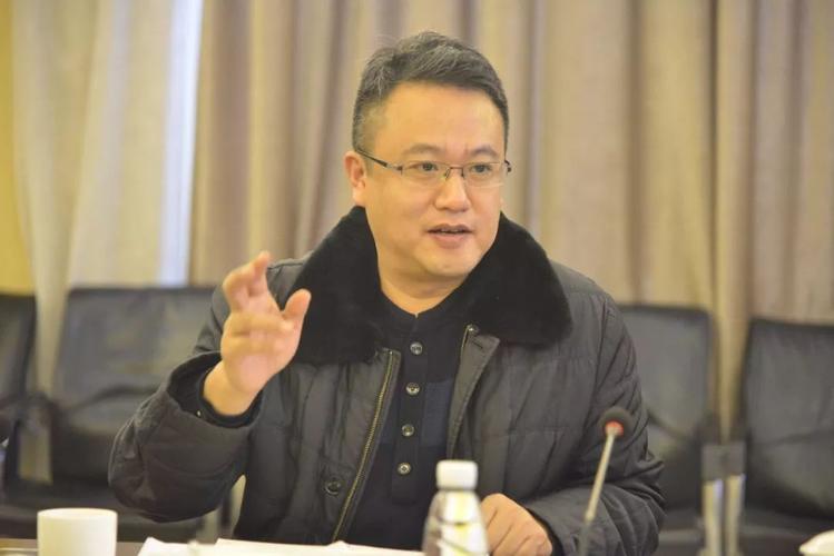 华南城控股集团首席运营官兼商管集团总裁赵立东一行视察郑州华南城