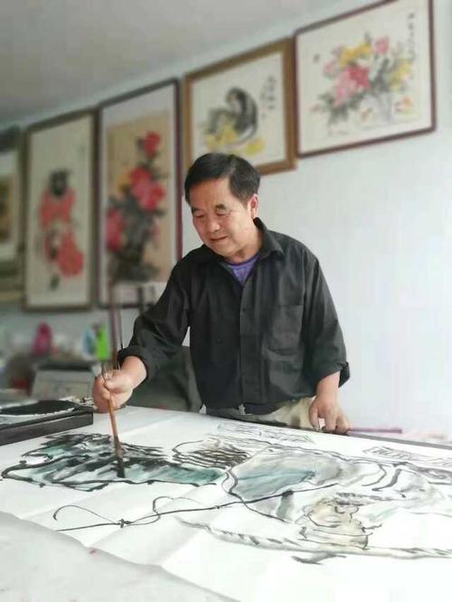 当代知名书画家 李联新   李联新,笔名墨缘,59岁,汉族,河北邯郸人.