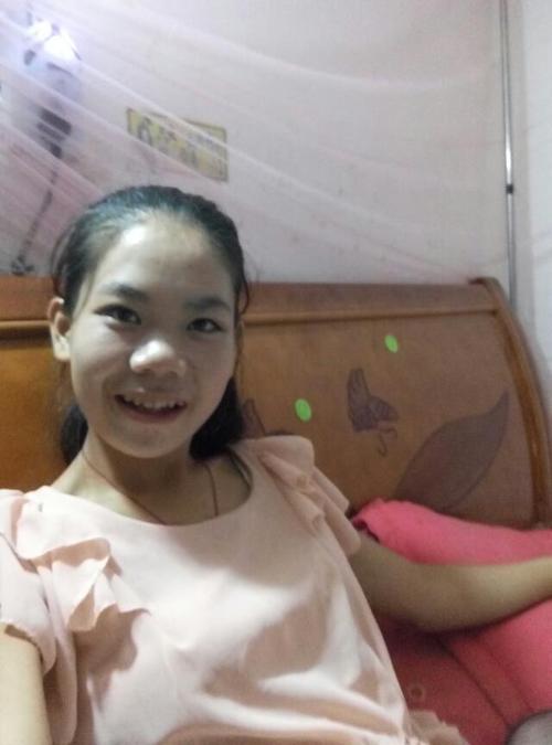 我老婆之前和有钱的男人跑了,后来她假装和我和好了.