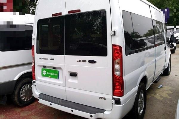 福特 新世代全顺 2016款 2.2t长轴9座中顶豪华型客车135马力