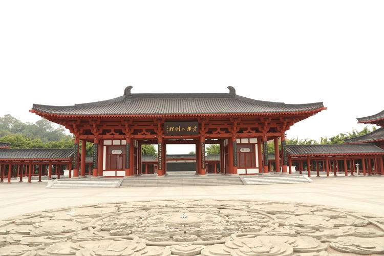 访李白故里一一江油青莲镇陇西院.小景九章………我的
