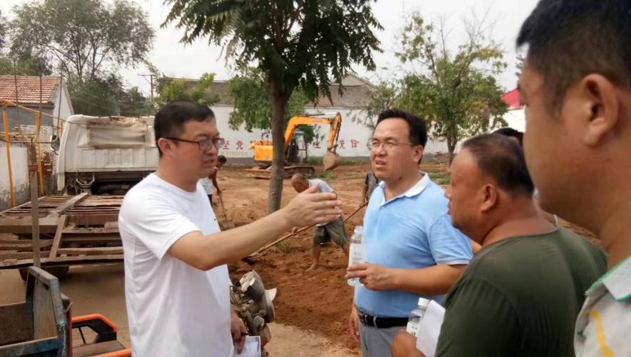 程东强书记带领杨桥镇领导班子实地调研各村人居环境改善工作——2019