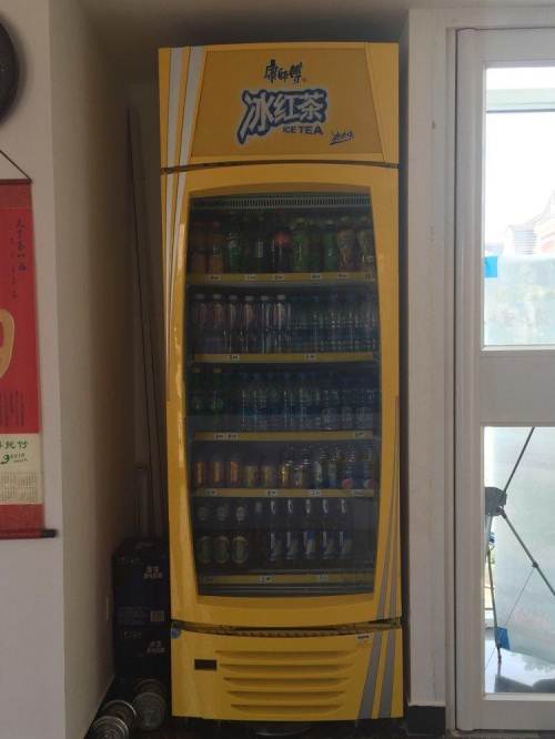 9.5成新康师傅展示柜