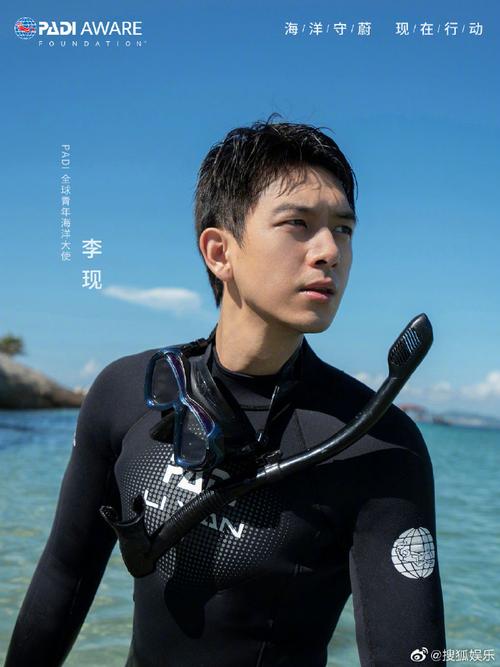 潜入海底种植珊瑚,身体力行号召海洋生态保护,传递满满正能量!