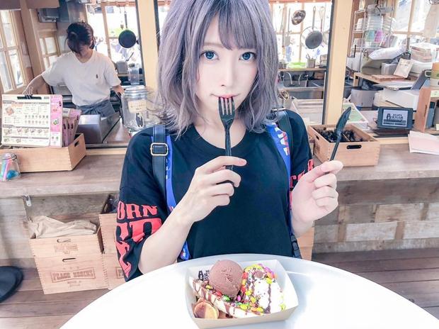 才貌双全的萌妹子《山吹りょう》 水蛇腰跟f杯爆弹欧派 超火辣