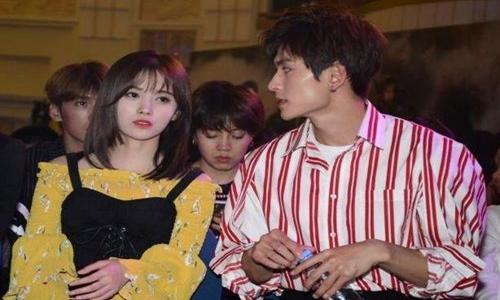 张哲瀚的妻子是谁他结婚了没有老婆照片被曝光