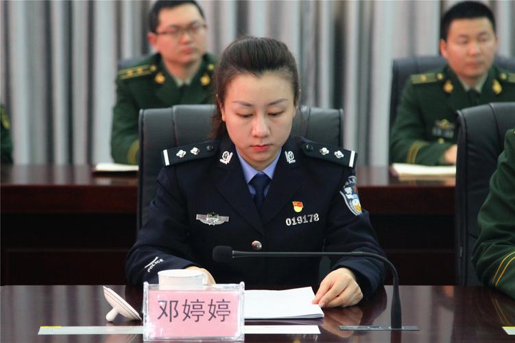 【消防报道】自贡市公安局召开"向人民报告"消防专场新闻通气会