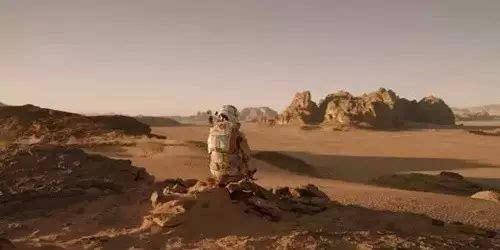 火星一直以来都处于人类想象和文化的核心位置,它红色的外表和