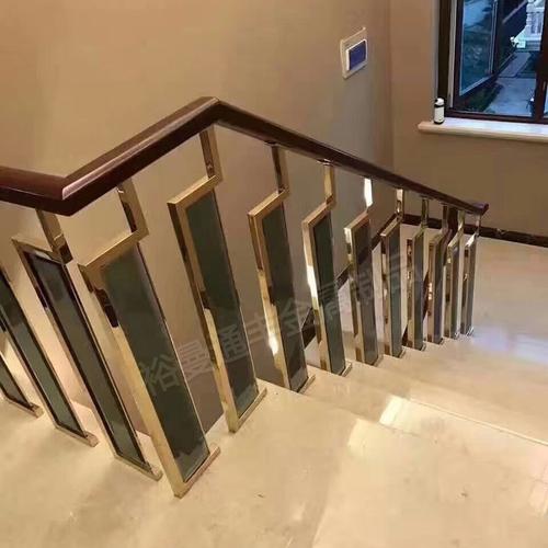 会所室内阁楼装饰简约钛金304不锈钢旋转楼梯扶手护栏围栏杆立柱