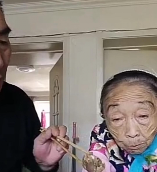 84岁马玉琴和52岁李玉成26年被质疑的婚姻如今过成了岁月静好