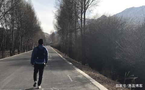 一个人的寂寞行走