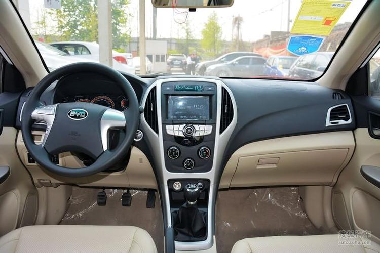 【 比亚迪f3图片】_2014款 1.5l 手动尊贵型_浅色内饰
