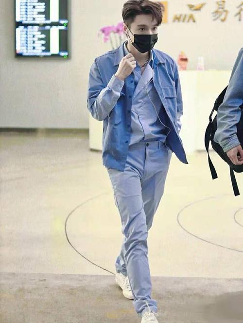 张艺兴穿搭法则教你保持初恋模样的三部曲