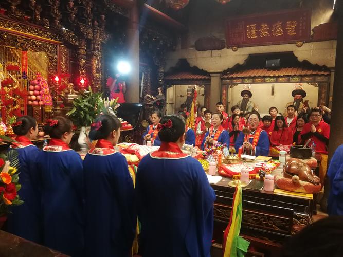 潮阳和平下宫天后妈祖乩童黄汉柱,黄世钦组晋香团前往