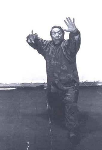 你是否知道我国大成拳的高手曾屡次击败美国拳击高手,日本空手道高手