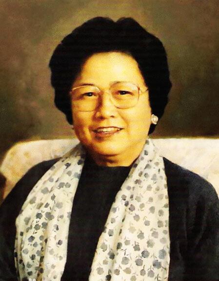 歌唱家王昆(资料图)