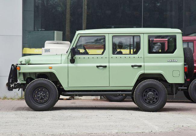 北汽制造新款bj212实车曝光,方门硬顶,搭载2.0l五菱柳