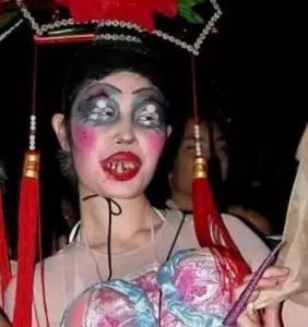 最丑的女人头像图片