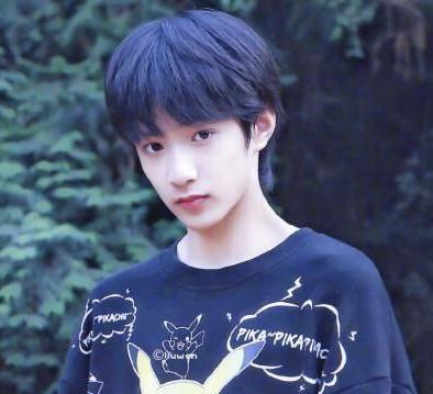 刘耀文的学校叫什么?