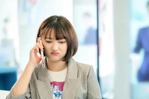 《二十不惑》大宝经纪人身份暴露 两边为难