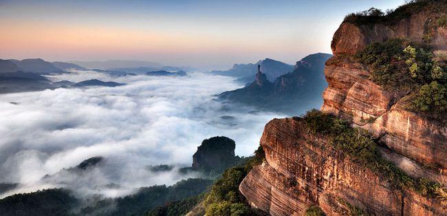 大自然的鬼斧神工广东丹霞山图