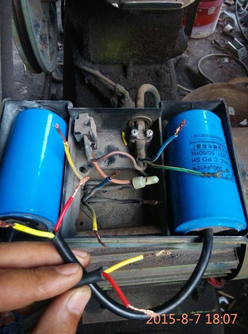 倒顺开关220接线图,四线电容怎么接,220v电机4根线接线图,220v电机4条