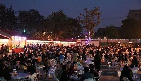 消夏露天啤酒广场不得超时间经营