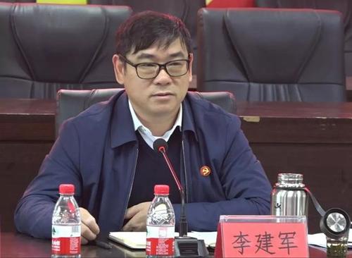 安仁:李建军出席县驻村帮扶工作队队长(安平片)座谈会