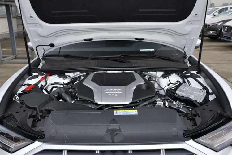 新款a6 allroad上市,看完实车后我准备每天吃泡面