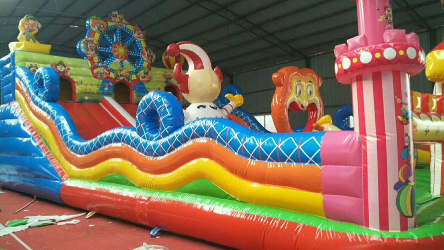 水上充气滑梯大型充气城堡室外淘气堡儿童充气玩具池蹦床气垫