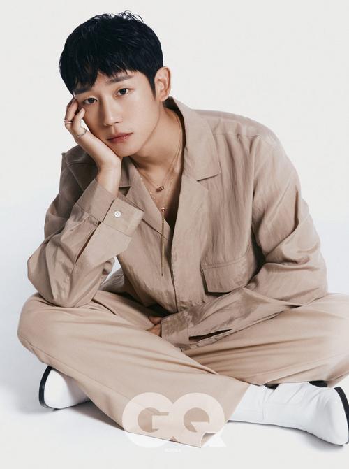 丁海寅最新gq杂志写真暖男变身潮男