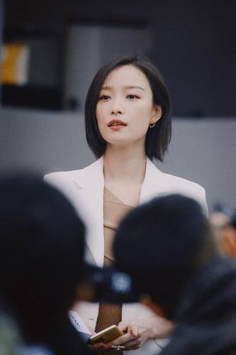 发量稀疏可以剪倪妮同款短发吗?