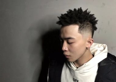 黑人烫