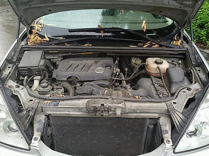 绵阳-别克gl8 2011款 商务车 2.4 ct 舒适版