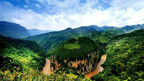 贵州深度游被誉为中国凉都的六盘水看世界最高大桥